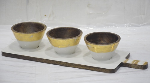 Wooden Chopping Board With 3 Bowls