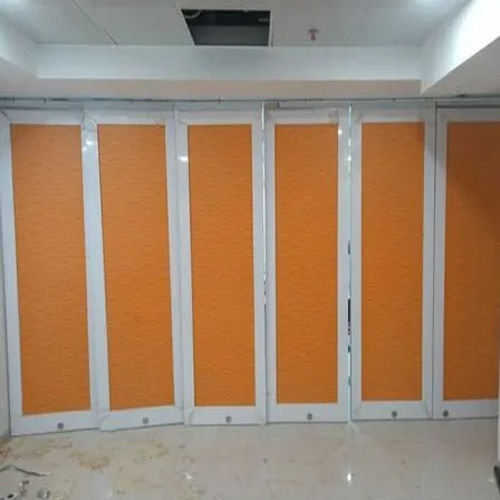 Customized Sliding Folding Partition - Application: Residential/ Hotel/ Commercial/ Farm House