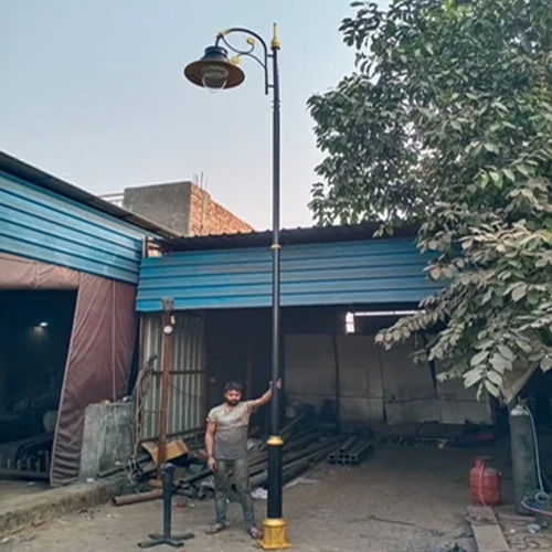 Outdoor Cast Iron Lamp Post Pole - Color: As Per Requirement