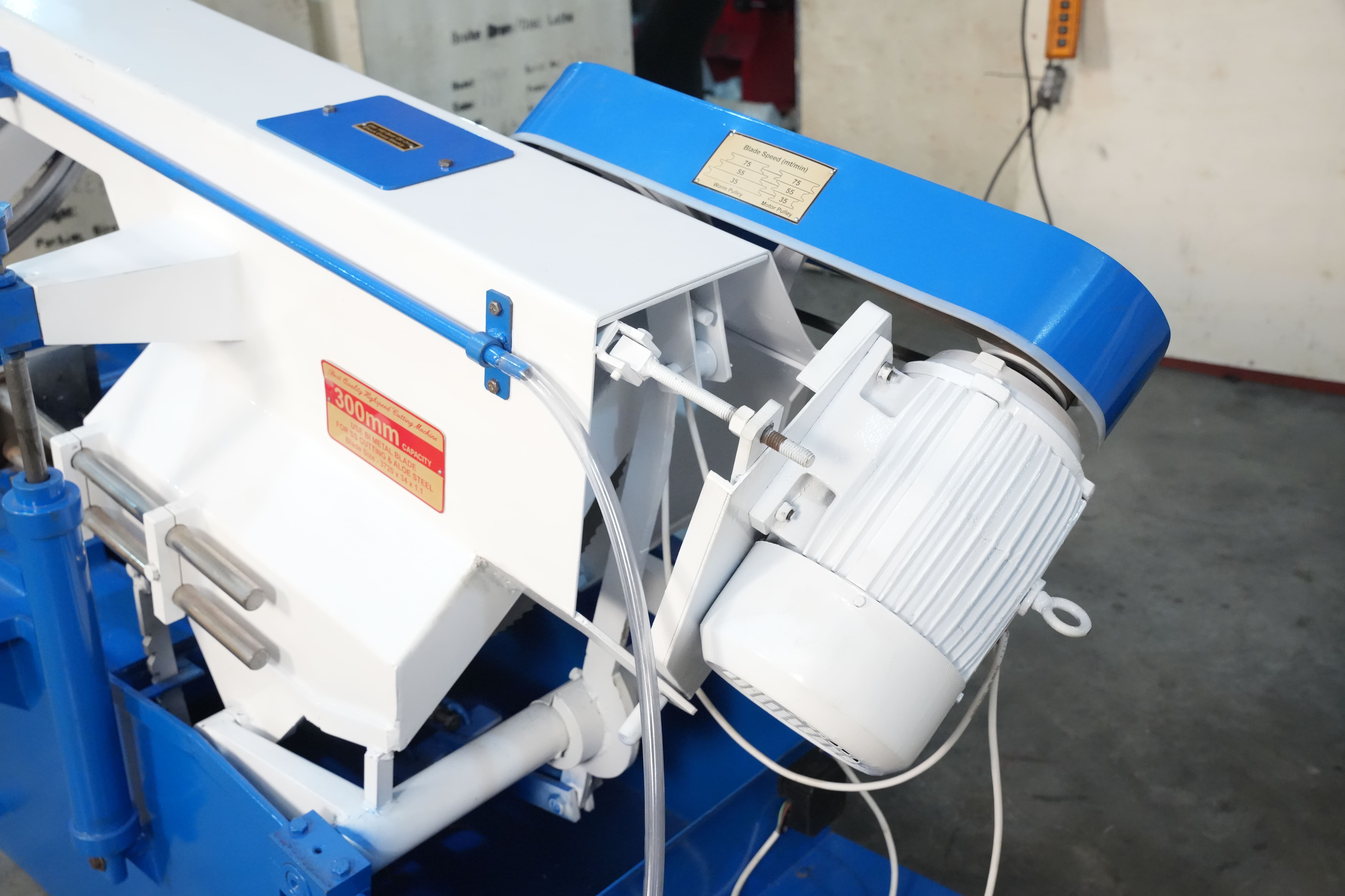 300 MM BANDSAW MACHINE