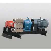 Triplex Plunger Pump - Color: Multicolor