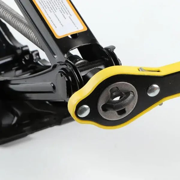 UNIVERSAL CAR JACK RETCHET WRENCH WITH ACCESSORIES