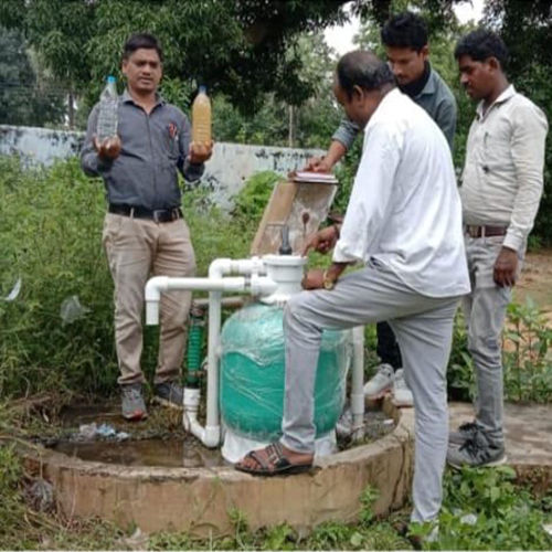 Iron And Fluoride Removal System for Handpump