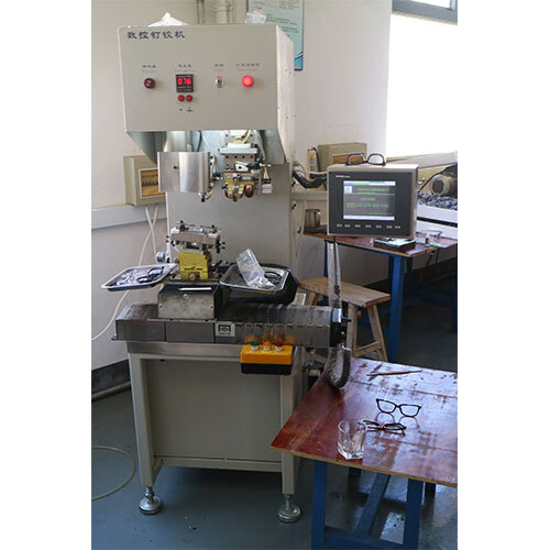 Hinge Assembling Cnc Machine Acetate Eyewear Machinery - Automatic Grade: Automatic
