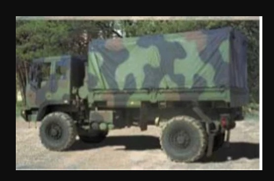 Near Infrared Camouflage Paint - High Purity Liquid Chemical Grade, Ideal for Metal and Wood Applications, Available in Any Color
