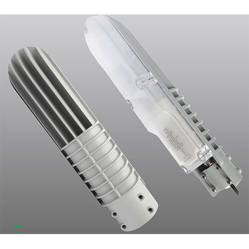 Roc-ket Street Light