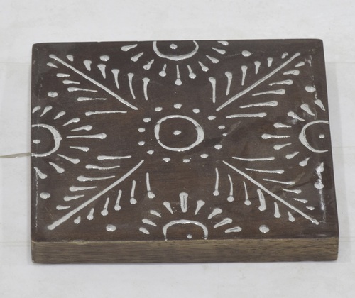 Wooden Coaster With White Chintz