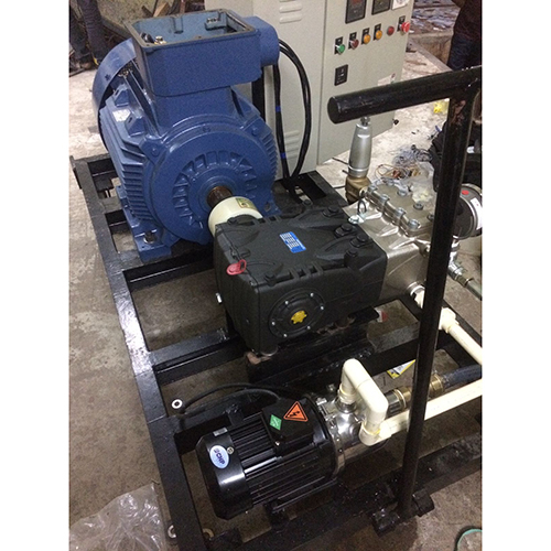 Water Jet Cleaning System For Chemical Industries