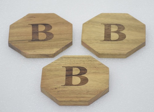 Set Of 3 Wooden 'B' Coaster - Color: Brown