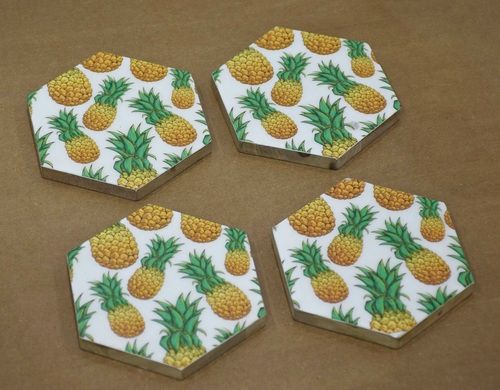 Wooden Set of 4 Coasters With Pineapple Enamel Finish