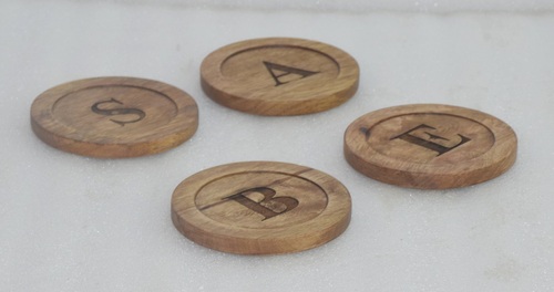 New Look Wooden Set of 4 Coasters