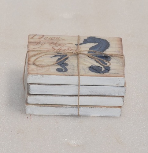 Set of 4 Wooden Coasters With White Wash