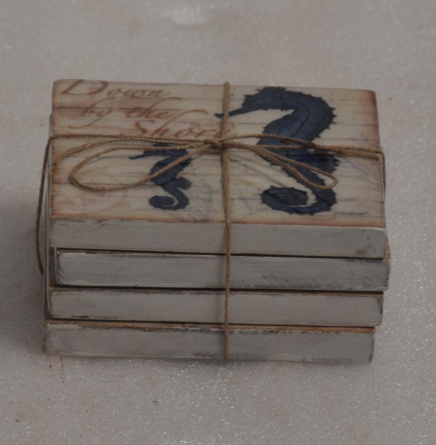 Set of 4 Wooden Coasters With White Wash