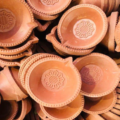 Clay Diya