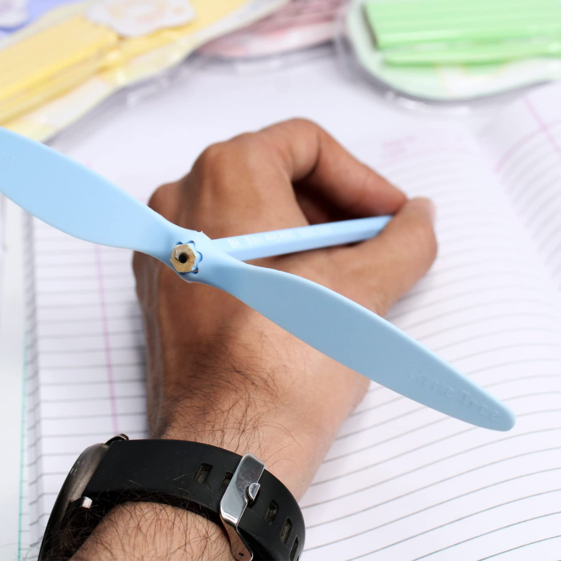 fllying pencil