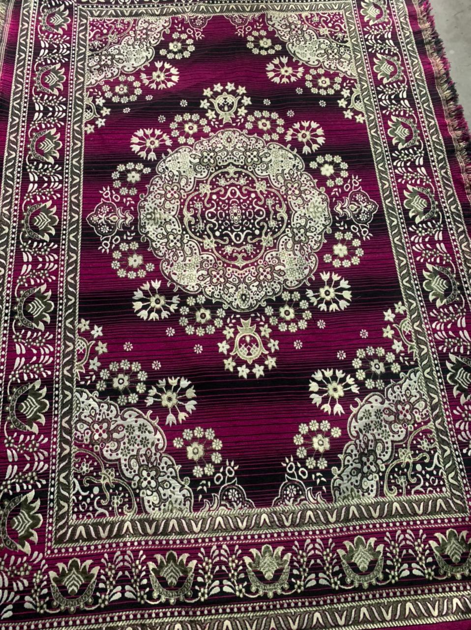 Flooring Mat / Carpets  4 X 6 Feet