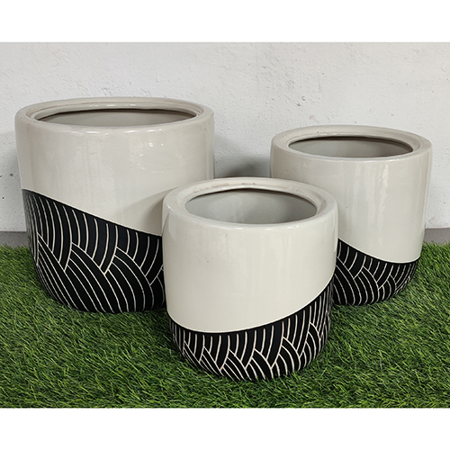 9A Black And White Ceramic Planter