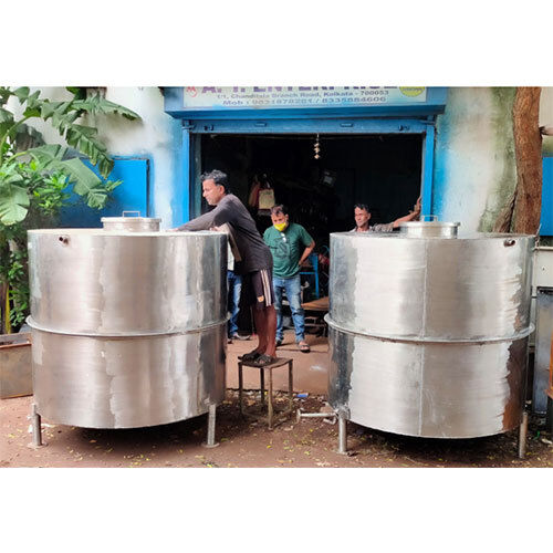 Stainless Steel High Pressure Tanks - Color: Silver