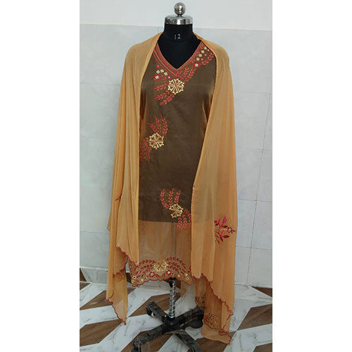 Indian Ladies Three Pieces Suits