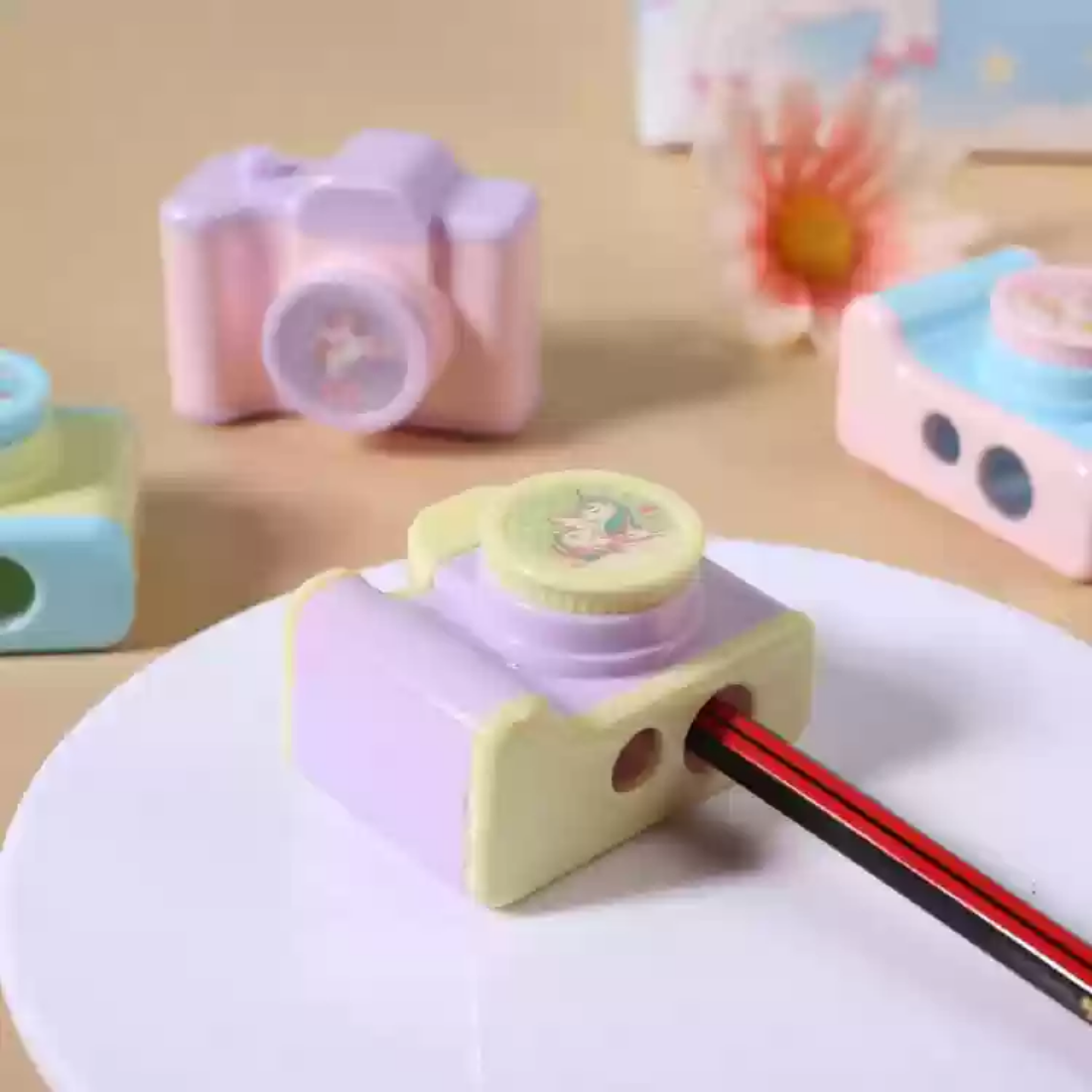 Camera sharpner