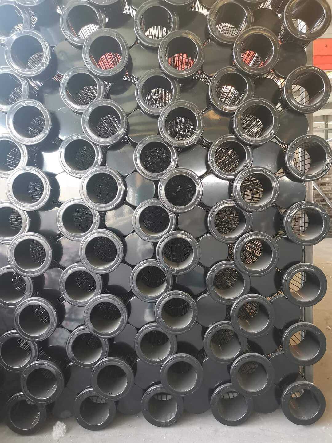 Dust collector filter bag cages