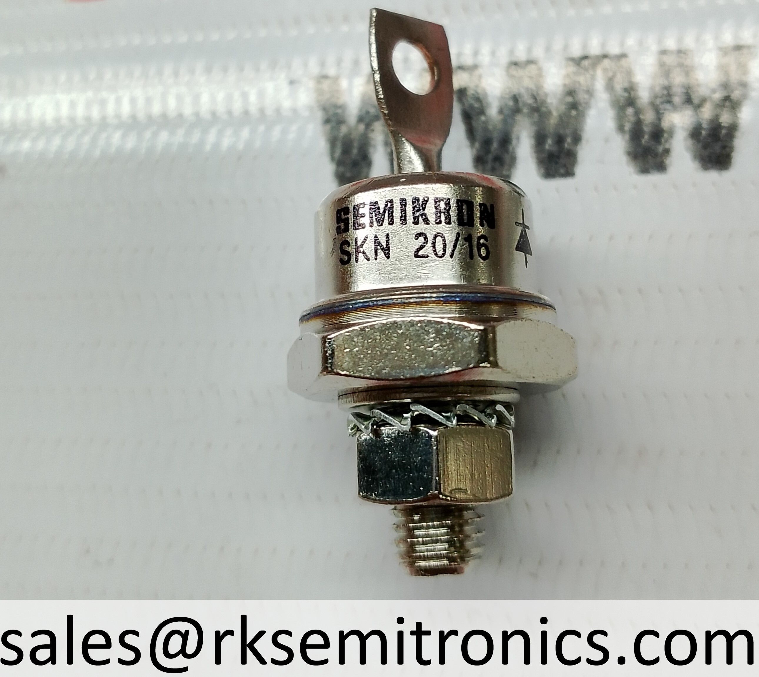 SKN20/16   Diode rectifying 1600V 1.55V  20A  anode to stud  E  M6