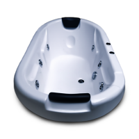 Intimate 6 ft x 3 ft Jacuzzi Bathtub