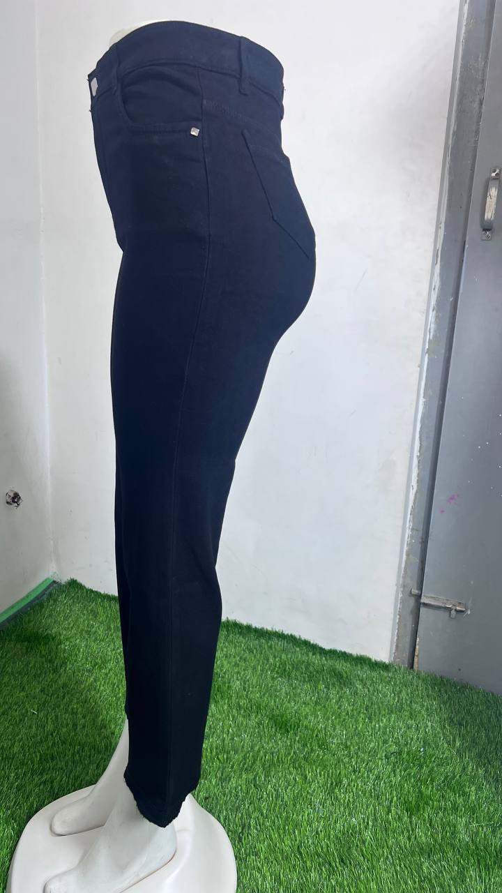 M Moddy 606Black Single Button Streatchable Straight Fit Black Woman Jeans