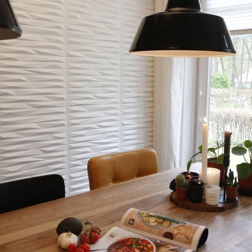 WHITE STRIP PVC PANEL