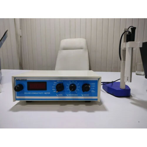 Digital Conductivity Meter