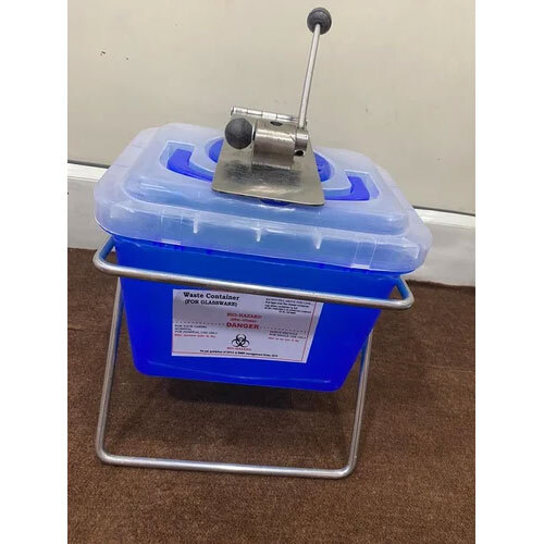 Manual Needle Cum Syringe Hub Cutter