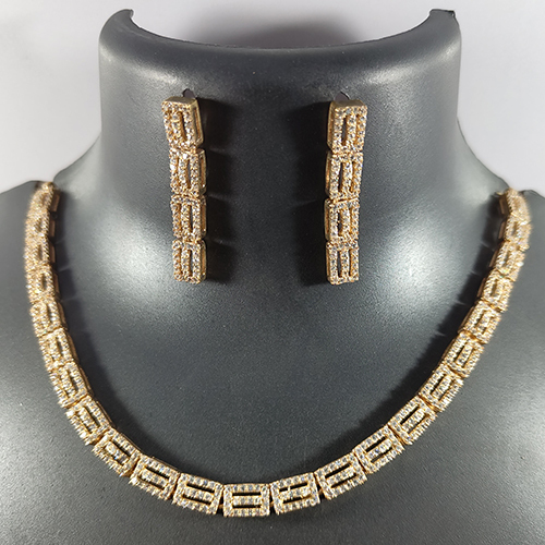 Modern Annivarsery Necklace Set