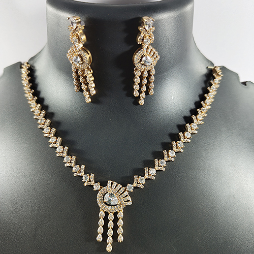 Fancy Artificial Necklace Set