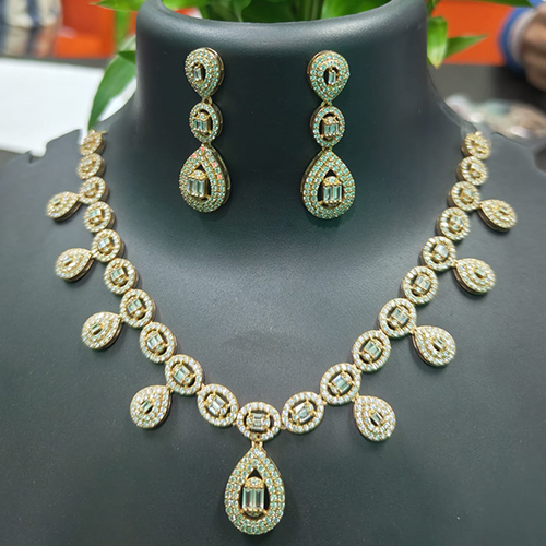 Designer Modern Necklace Set