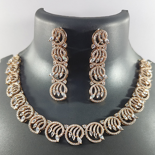 Fancy Artificial Fashion Necklace Set