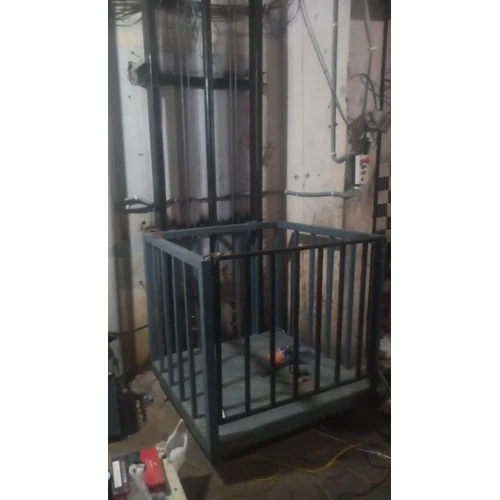 Hydraulic Goods Lift