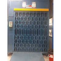 Manual Door Passenger Lift Max. Lifting Height: 30 Foot (ft)