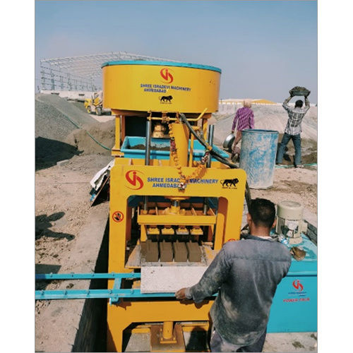 High Durability Semi Automatic Brick Making Machine 4 Kvt