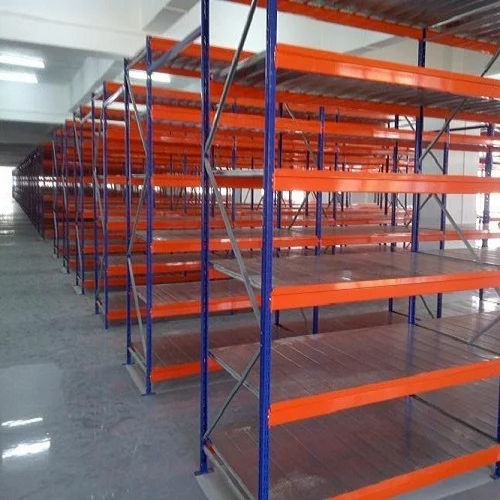 Long Span Warehouse Shelving Rack Capacity: 200 Kg / Layer Kg/Day