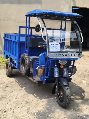 Bricks Loading E Vehicles Battery Life: Up To 3 Years