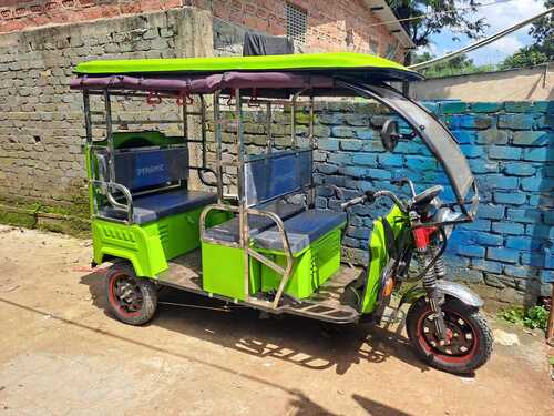 900W Electric Rickshaw