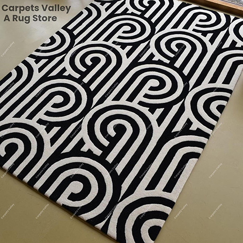 Black Rug