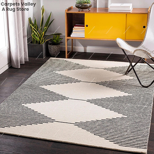 Granada Black And White Designer Loop Rug