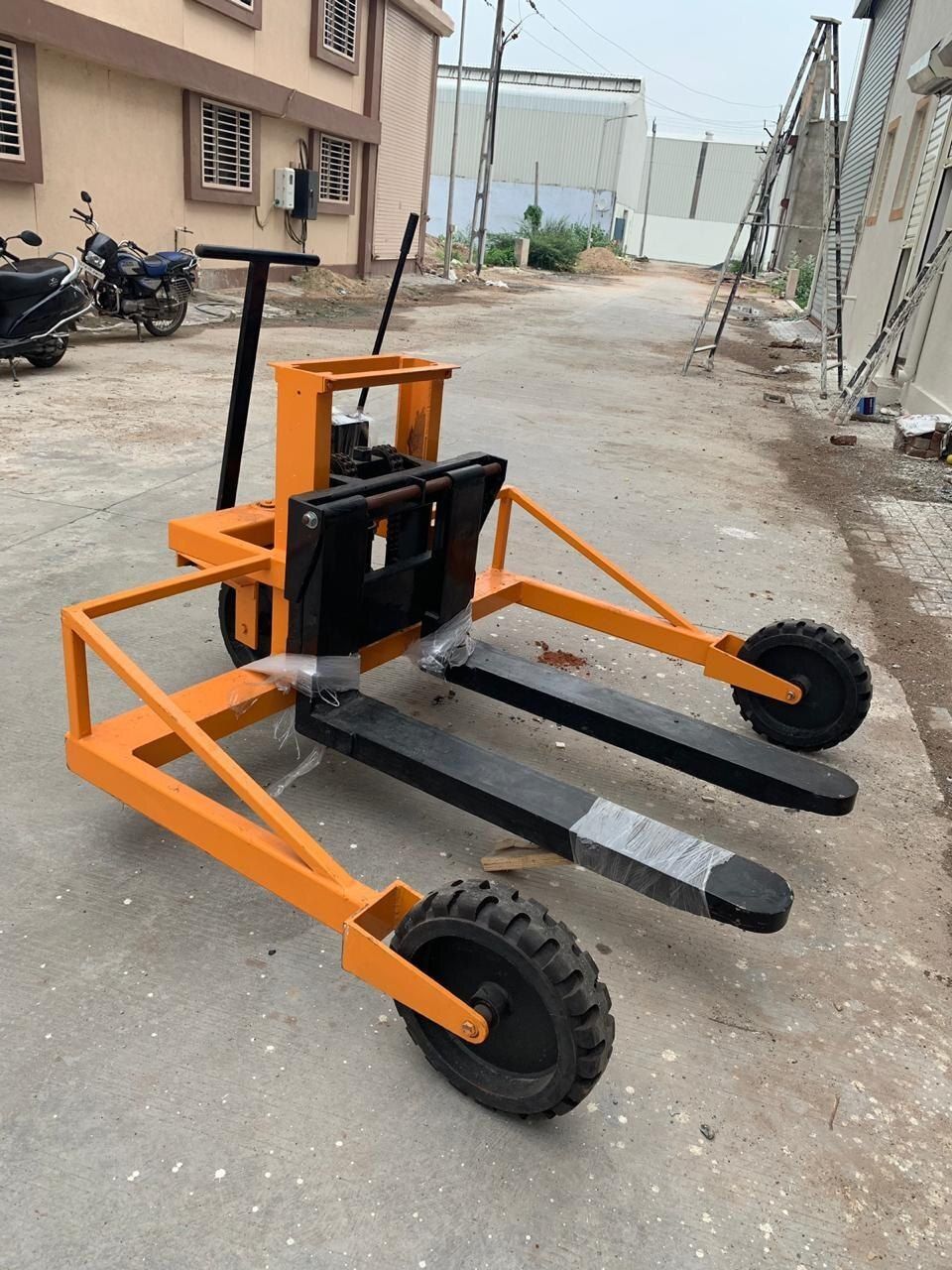 rough Terran pallet truck