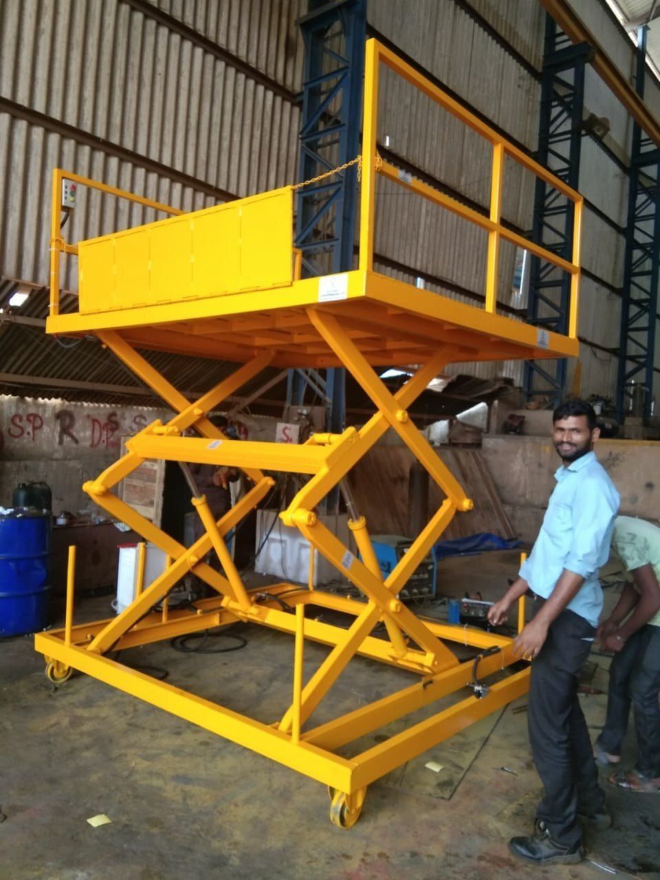 Stationery Single Floor Scissor Lift