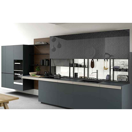 Modern Inline Shaped Kitchen - Feature: Easy To Clean