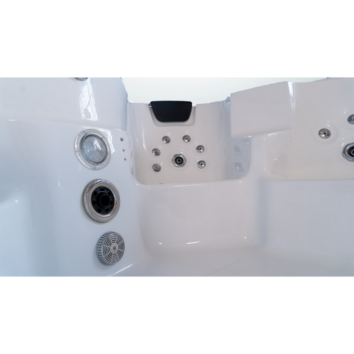 Oasis Spa Bathtub