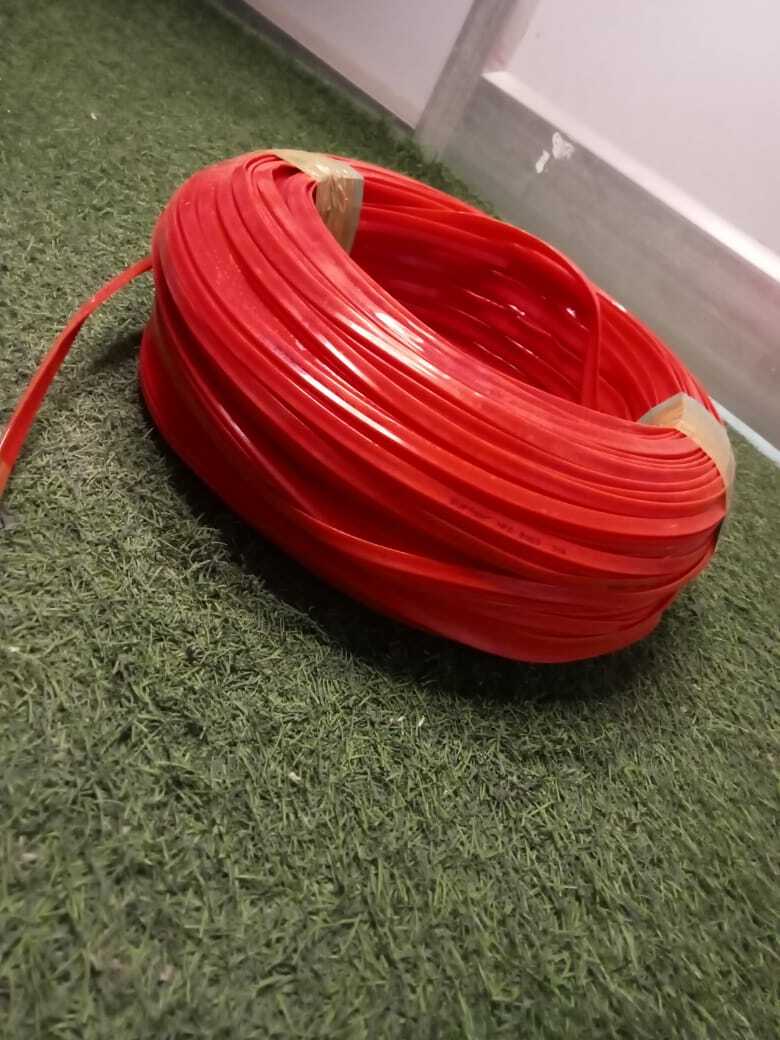 C2 Red Lip Wiper