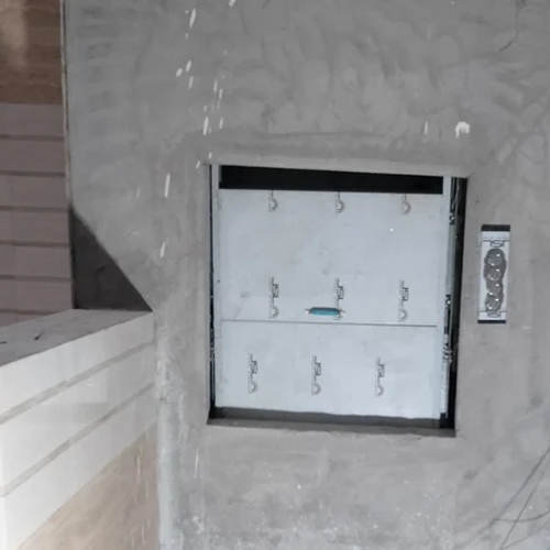 Dumbwaiter Elevator For Hotels Load Capacity: 800 Kilograms (Kg)