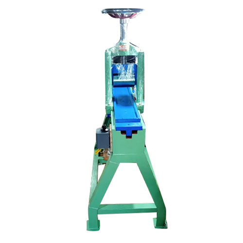 Semi Automatic Cricket Bat Pressing Machine - Automatic Grade: Semi-automatic